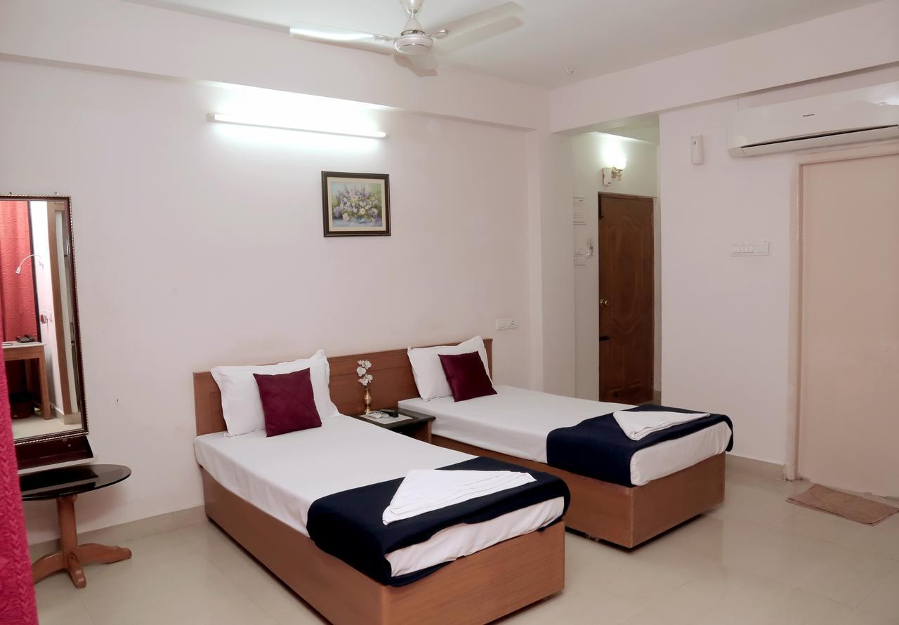 Orchid Serenity Bed and Breakfast Chennai Esterno foto