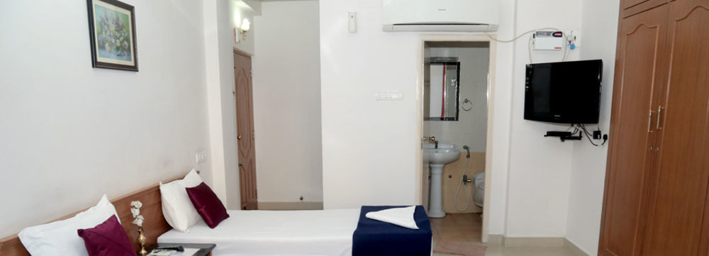 Orchid Serenity Bed and Breakfast Chennai Esterno foto
